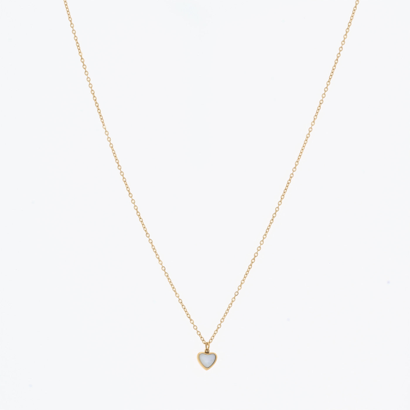 Colar míni coração madrepérola