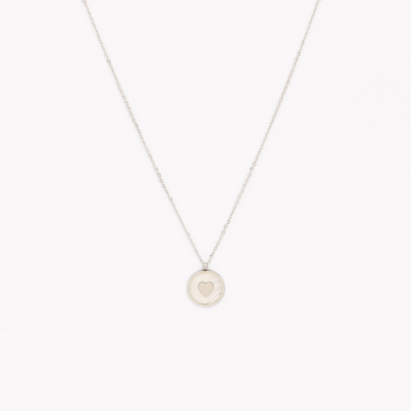 Colar medalha madrepérola coração