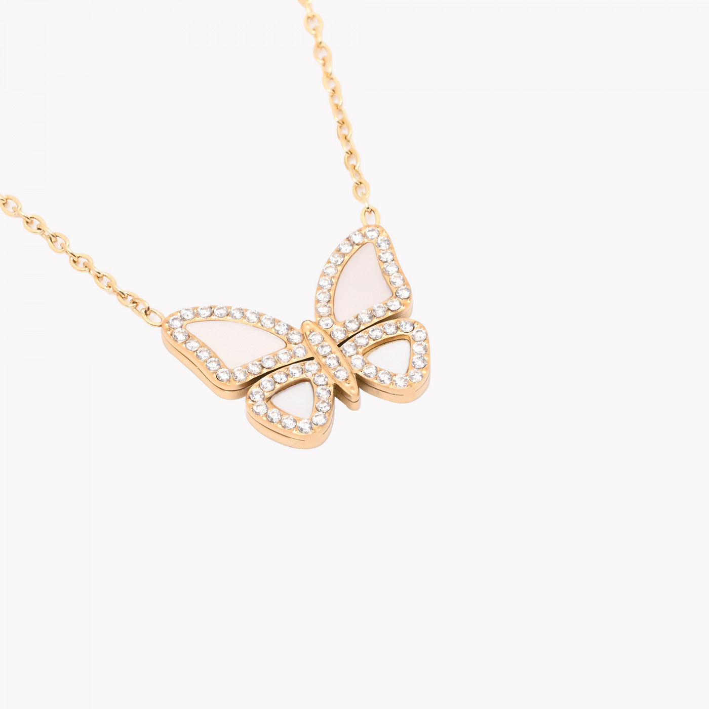 Colar borboleta madrepérola