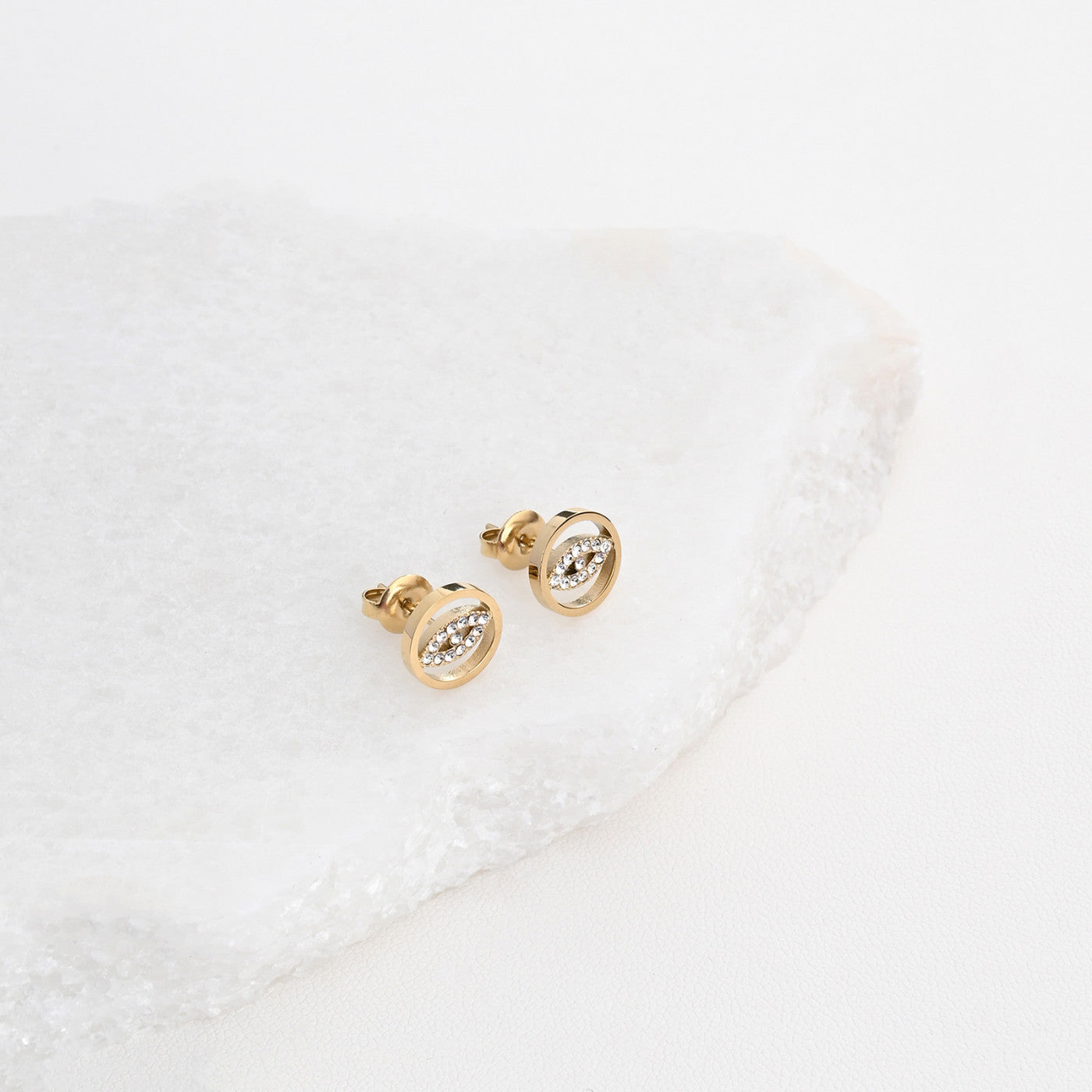 Brincos círculo olho