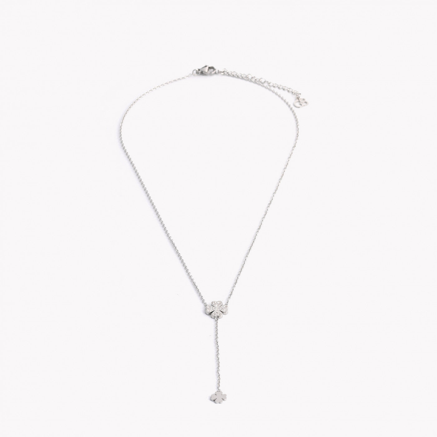 Colar trevo prateado