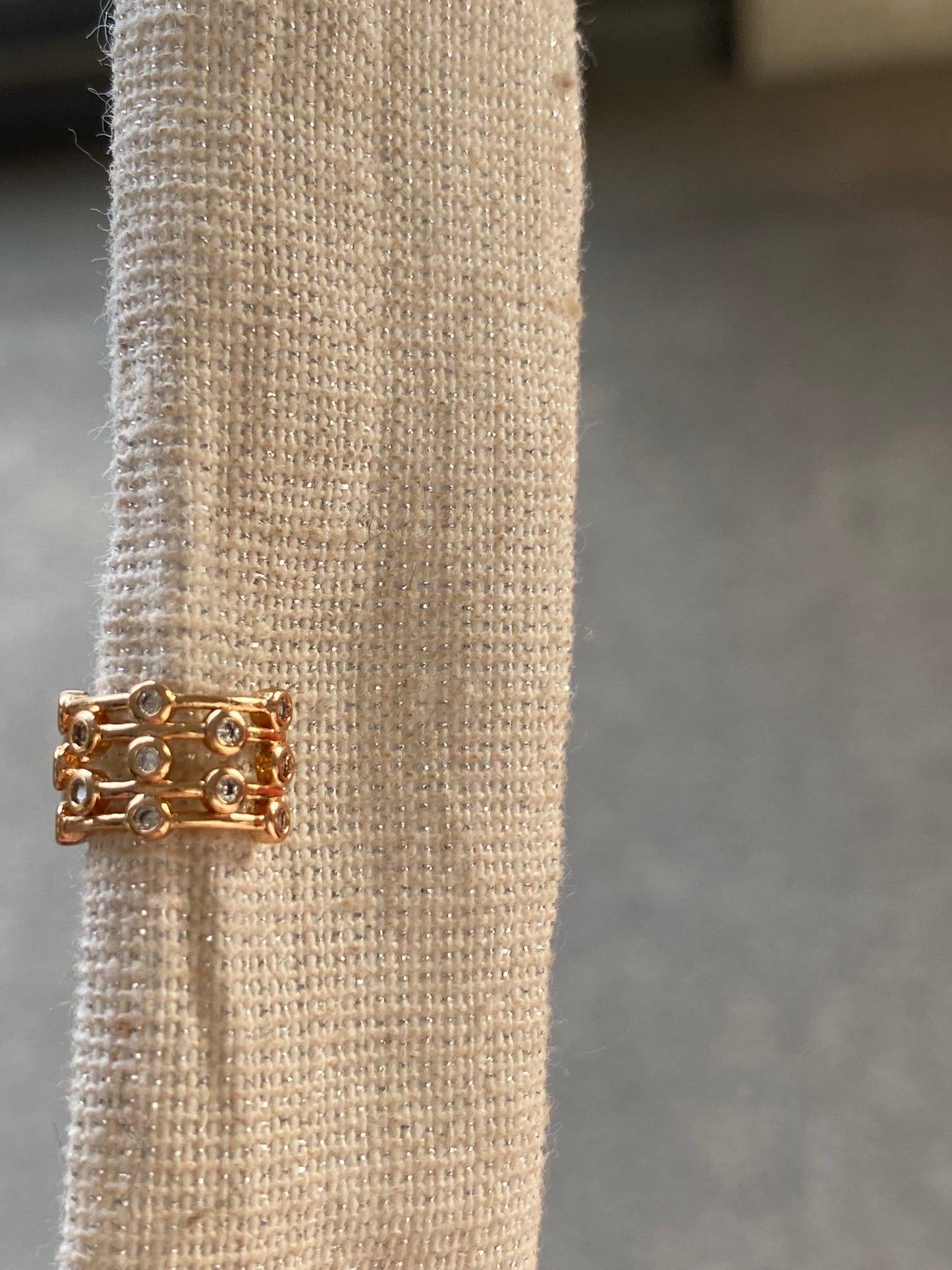 Earcuff zirconias redondo