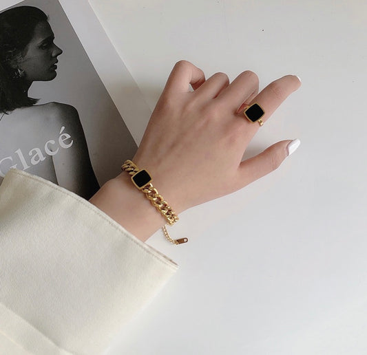 Pulseira elos largos preta