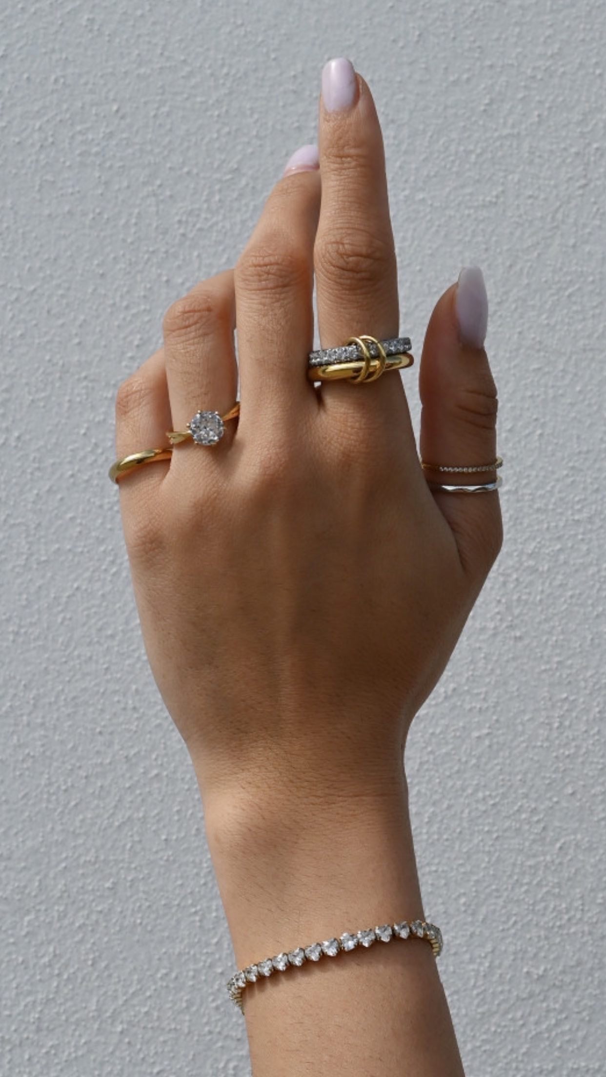 Anel duplo zirconias